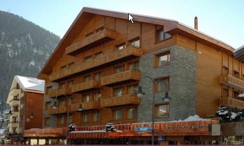 Le Petit Cervin Hotell Zermatt Exteriör bild A typical hotel in Les Saisies